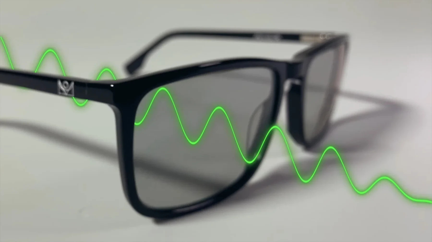 Avulux receives FDA de novo authorization for migraine light-sensitivity lenses