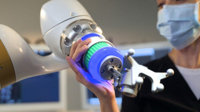 eCential’s Op.n Spine Navigation and Robotic Guidance Platform.